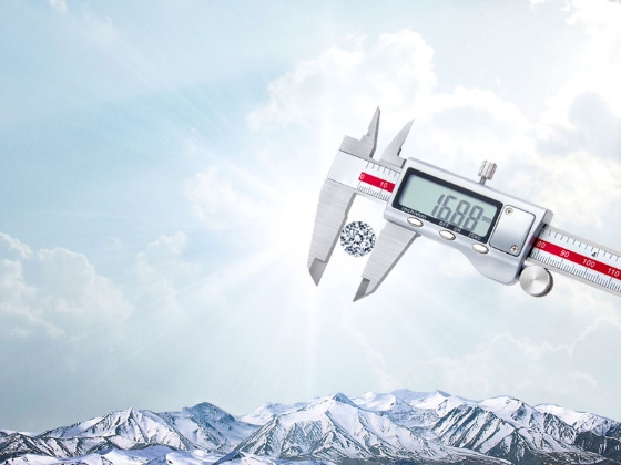 模具與接線柱是開關規模生產關鍵